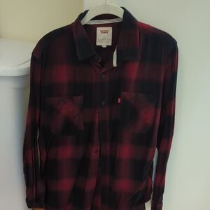Levi's Men's Plaid Black and Red Checkered Shirt Size Medium Flannel